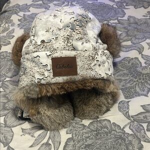 EUC Cabela's Snow Camo Hat with Faux Fur Size S/M